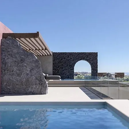 Villa Villa Elegance With Infinity Pool And Sea View Elr Finikia Santorini