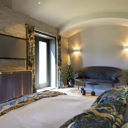 Villa Elegance With Infinity Pool And Sea View Elr Finikia Santorini Villa *